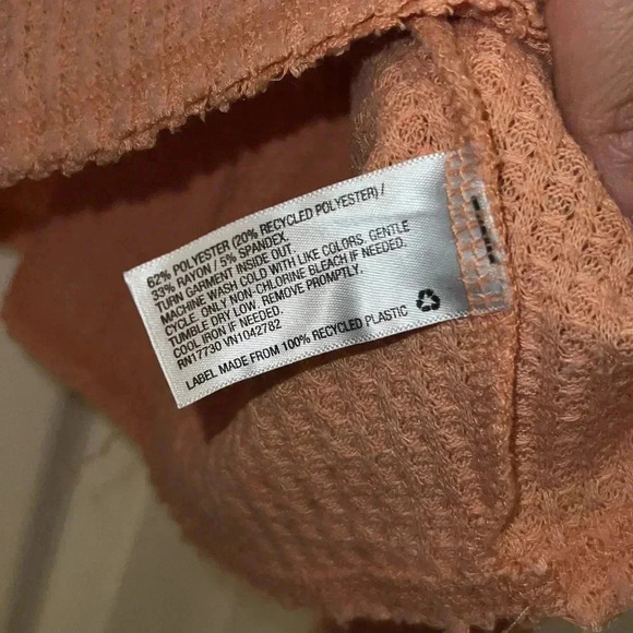 Wild Fable Women's Medium Peach Waffle Knit Long Sleeve Turtleneck Crop Top - Picture 4 of 4